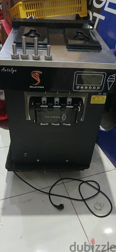 مكنه أيسكريم