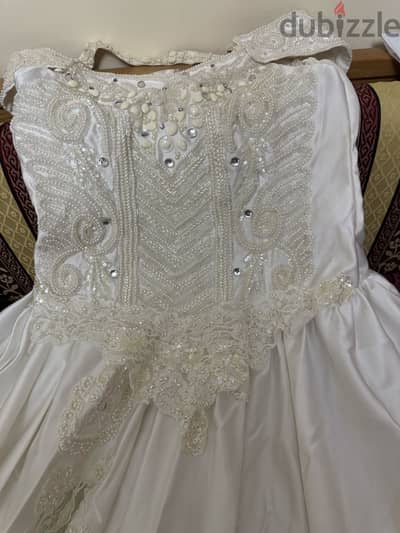 فستان زفاف