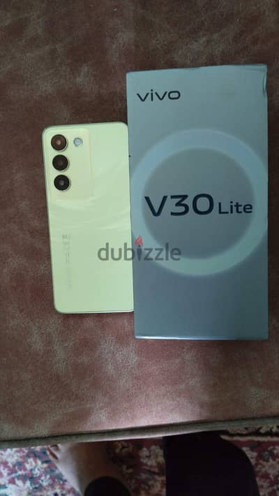 فيفو  V30 لايت