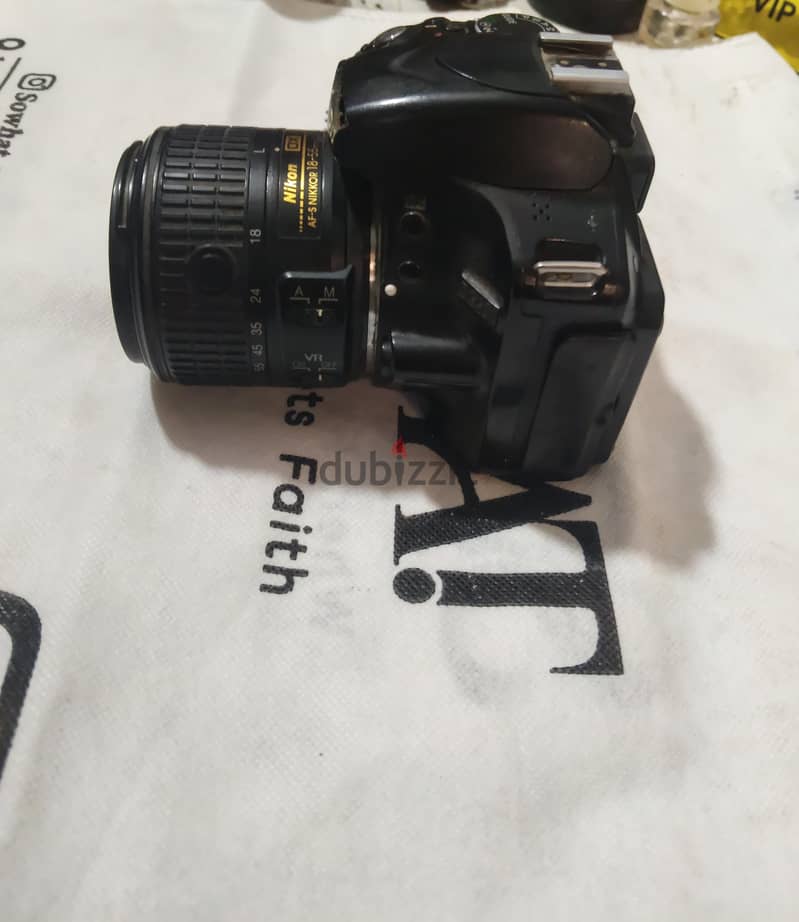 نيكون D3200 1