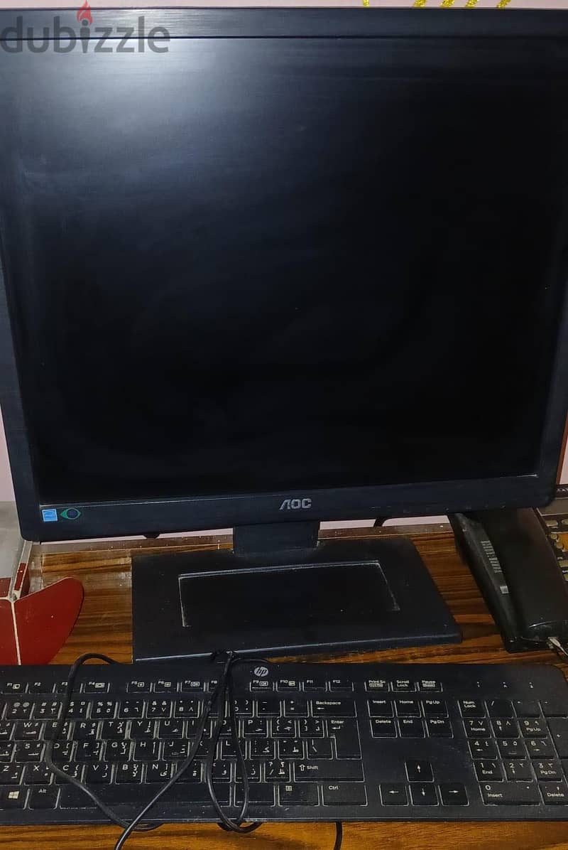 Desk top computer in good condition 3