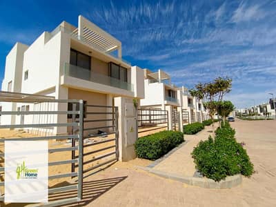 Ready to Move Standalone Villa 350m for Sale in Fifth Square Al Marasem New Cairo