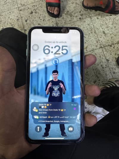Apple - iPhone XR