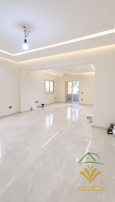 للإيجار تاني نمره من التسعين الجنوبي ام سوديك المنطقه الذهبيه 10 حي اللوتس الجنوبي