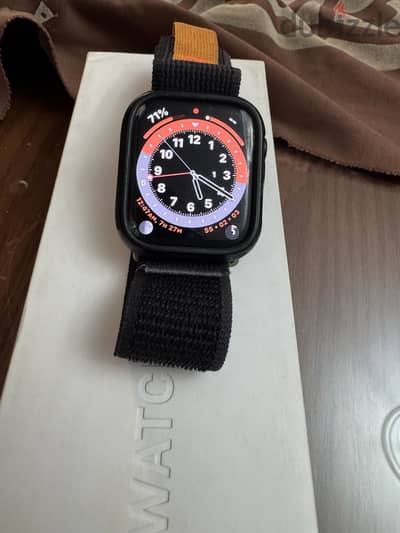 للبيع: Apple Watch Series 7 - 45mm (استعمال خفيف - كالجديدة)