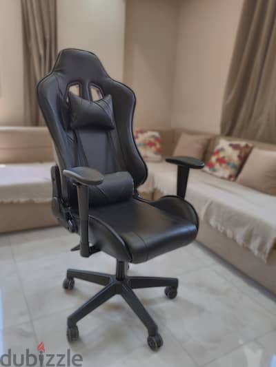 Gaming Chair Black - كرسي جيمنج أسود - إمالة الظهر 180°