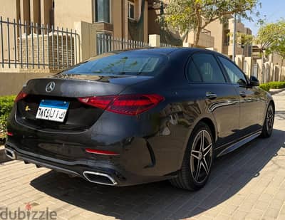 Mercedes-Benz C200 2023