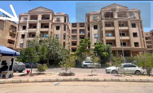 For sale: an apartment in the Northern Lotus, second line from Al-Nawadi Street