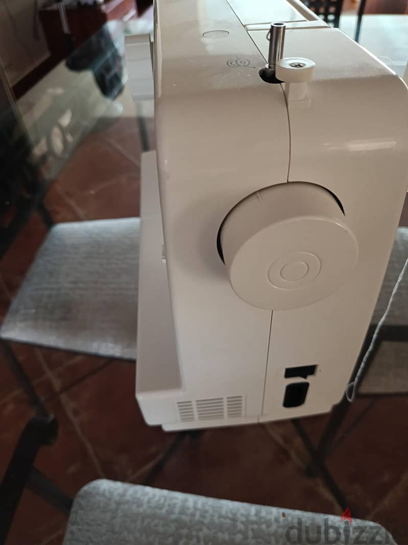Singer Promise Sewing Machine – Like New 2