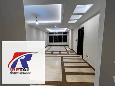 Penthouse for sale in Nasr City on a main street                                                                                                     .