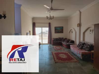 رووف للايجار المفروش 220 متر في النرجس عمارات التجمع الخامس