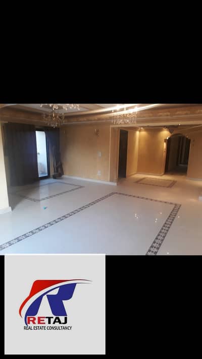 شقة للبيع بالمطبخ 210 م مسجله امتداد الطيران مدينه نصر