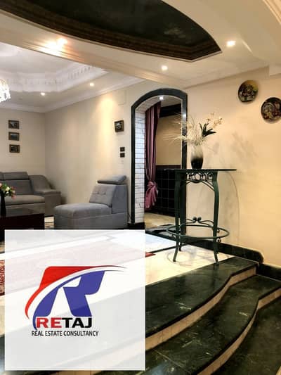 شقة للإيجار بشارع عمر زعفان متفرع من شارع الطيران 350م