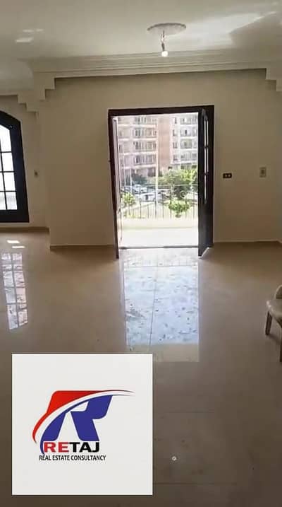 شقة للإيجار لوكيشن مميز جدا في النرجس عمارات أمام مسجد المصطفي مباشرة فيو جاردن كبيرة التجمع الخامس