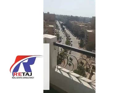 شقه 200 متر مسجله شهر عقارى للبيع بحصه فى الارض والجراج مبانى سنه 2000 المنطقه التاسعه مدينه نصر