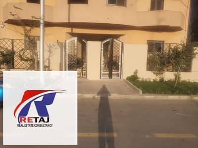 Apartment for rent, ultra-super-lux finishing, in Yasmin 8, Fifth Settlement Unit Features: Prime location, open view, close to all services, security