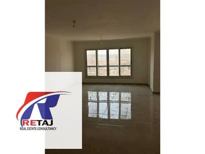 شقه للايجار السكنى 240 متر امتداد شارع الطيران الرئيسي مدينه نصر