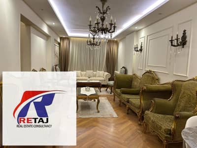 Apartment for sale in the 9th District, Nasr City  180 sq m in a prime location in the 9th District  4 bedrooms + 2 bathrooms + kitchen + reception