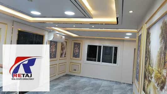 شقة للإيجار بالمطبخ و التكييفات في كمبوند ذا سكوير – التجمع الخامس | 210م | ألترا سوبر لوكس | فيو مفتوح على جاردن | 4غرف  للإيجار بدون فرش