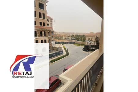 شقة 185 متر 3 غرف و 3 حمام للايجار بالمطبخ والتكييفات فى 90 Avenue التجمع الخامس