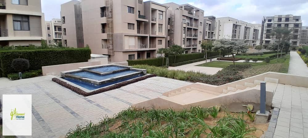 سكاي لوفت متشطبه بالكامل بتكييف للبيع في فيفث سكوير المراسم القاهرة الجديدة Fifth Square AL Marasem New Cairo