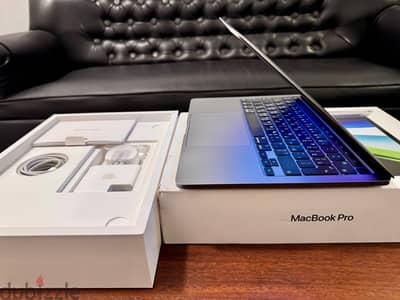 MacBook Pro m2 mint condition  36000