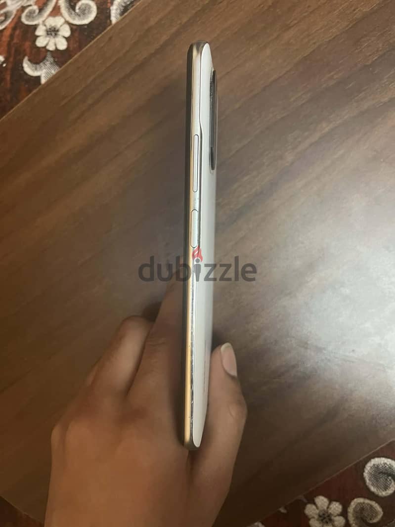 Xiaomi Poco F3 2