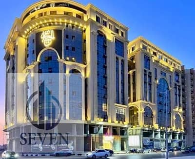Administrative office for rent, 145 sqm, fully air-conditioned, ultra-modern, located in Grand Plaza Al-Hijaz, Zahraa Al-Maadi.