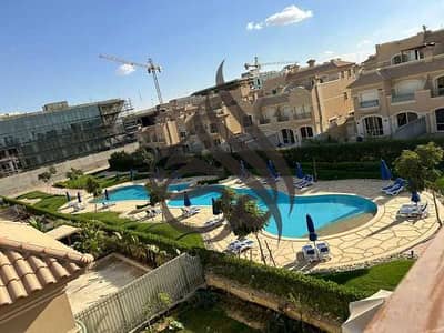بنتهاوس للبيع في الباتيو اورو التجمع الخامس لوكيشين مميز اقل من سعر السوق استلام فوري  elpatio oro