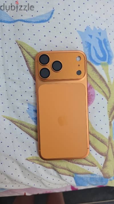 Iphone 17 pro max COSMIC ORANGE