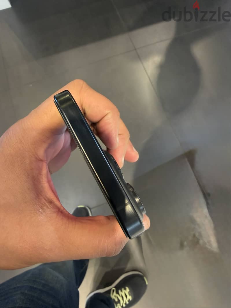 Apple - iPhone 16 Pro Max 2