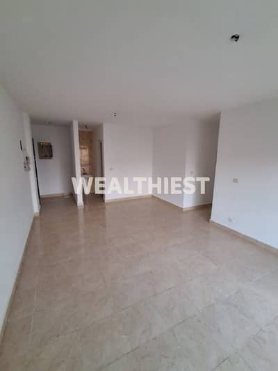 An exceptional opportunity to own a cash apartment in one of Madinaty's prime locations – B10, featuring a 116 m² layout and a prime location near key