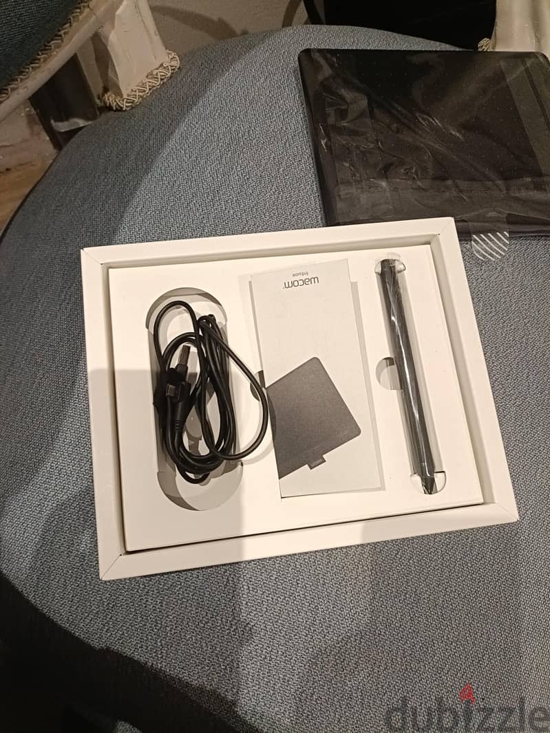 (graphic tablet) Wacom Intuos Small Bluetooth CTL-4100WLK-N 2