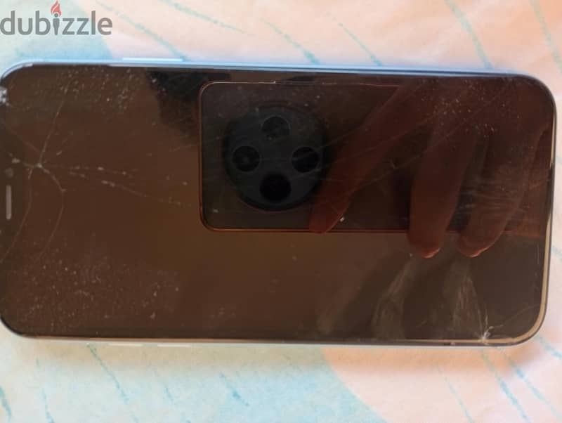 Apple - iPhone XR 1