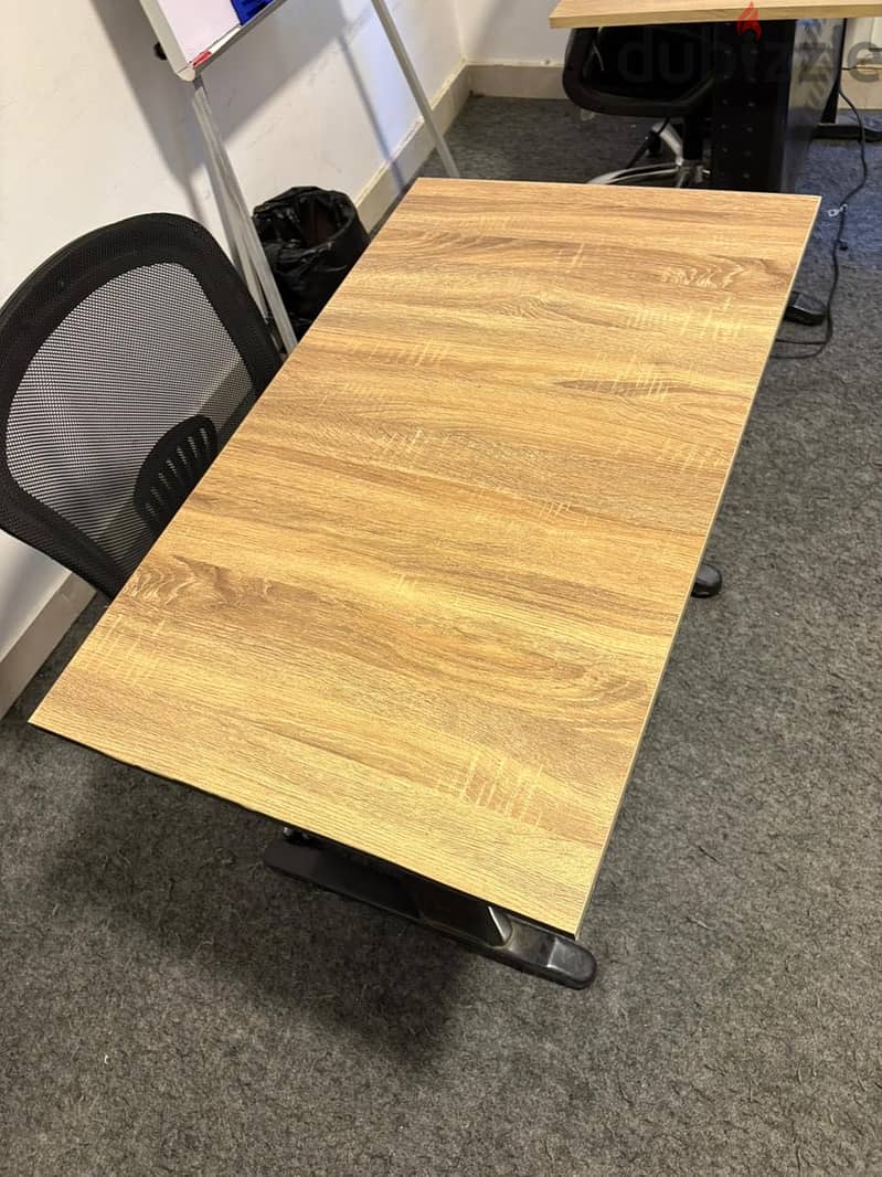 Office Desks and chairs 2