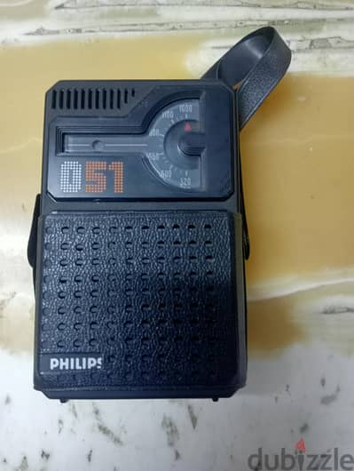 راديو فيليبس بحالة ممتازة