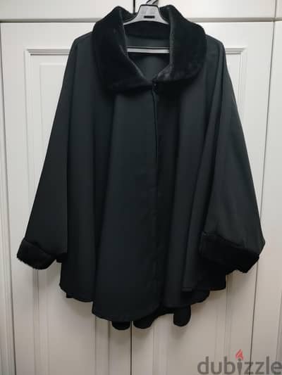 black cape with fake soft fur