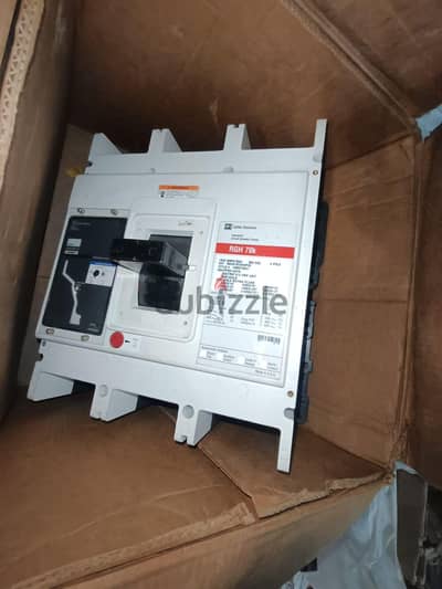 قاطع كهرباء Eaton Cutler-Hammer RGH 1600A – جديد بالكرتونة الأصلية