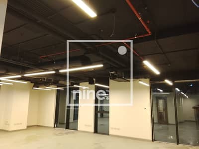 في قلب الجولدن سكوير مكتب متشطب Fully Finished    للإيجار في هايد بارك Hyde Park  على شارع التسعين الجنوبي التجمع الخامس القاهرة الجديدة بسعر ممتاز