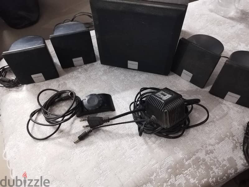 Creative ( Sub & 4 Speakers ) 1