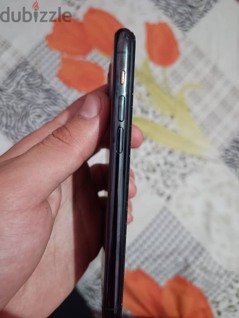 Apple - iPhone 11 Pro 1