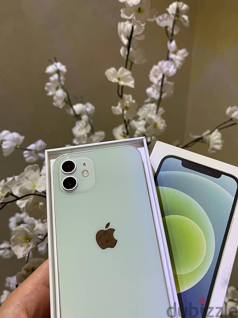آبل - آيفون 12 8