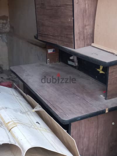 مكتب استقبال بوحدة ادراج