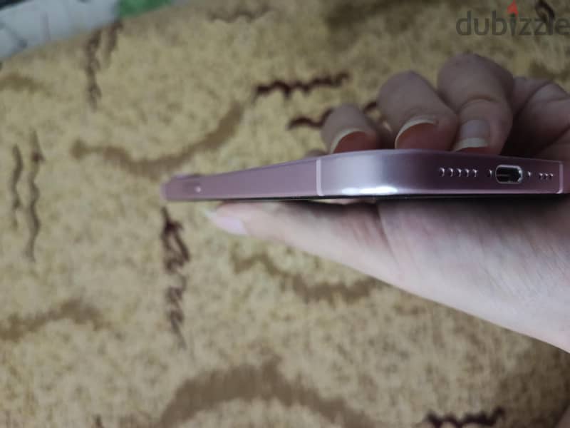Apple - iPhone 15 2