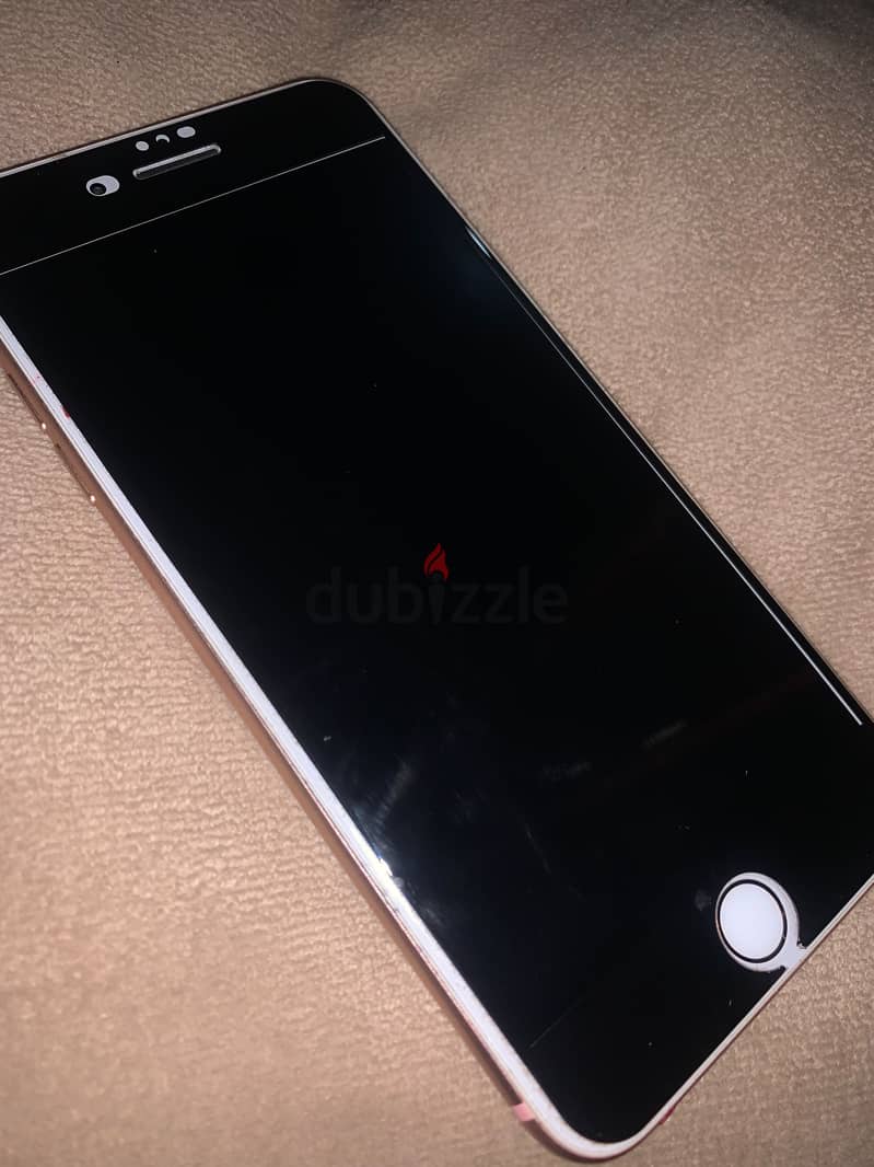 آبل - آيفون 8 بلس 7