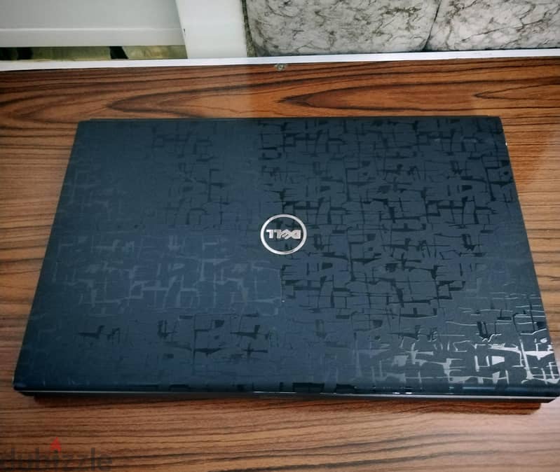 Dell precision m6800 Workstation 1