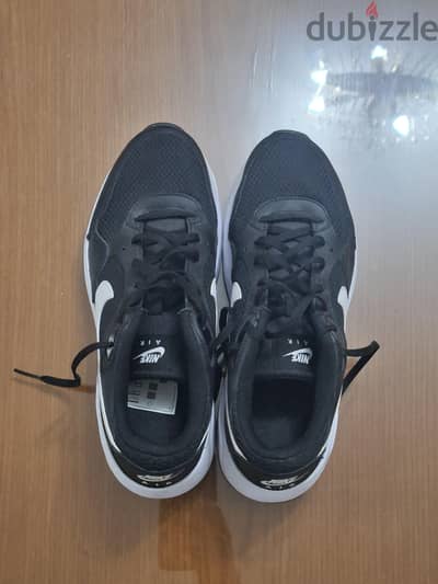nike shoes 38.5