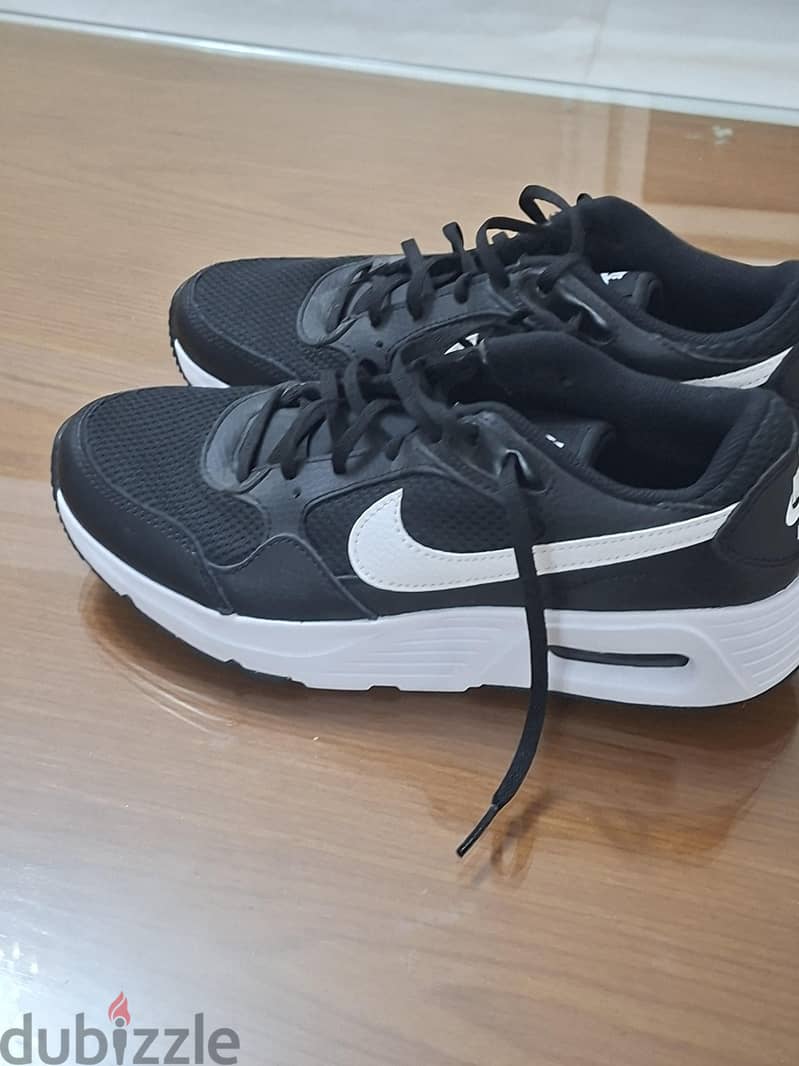 nike shoes 38.5 1