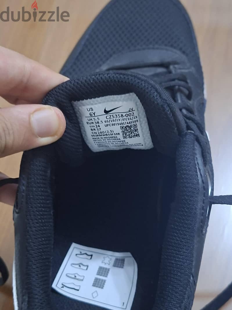 nike shoes 38.5 3