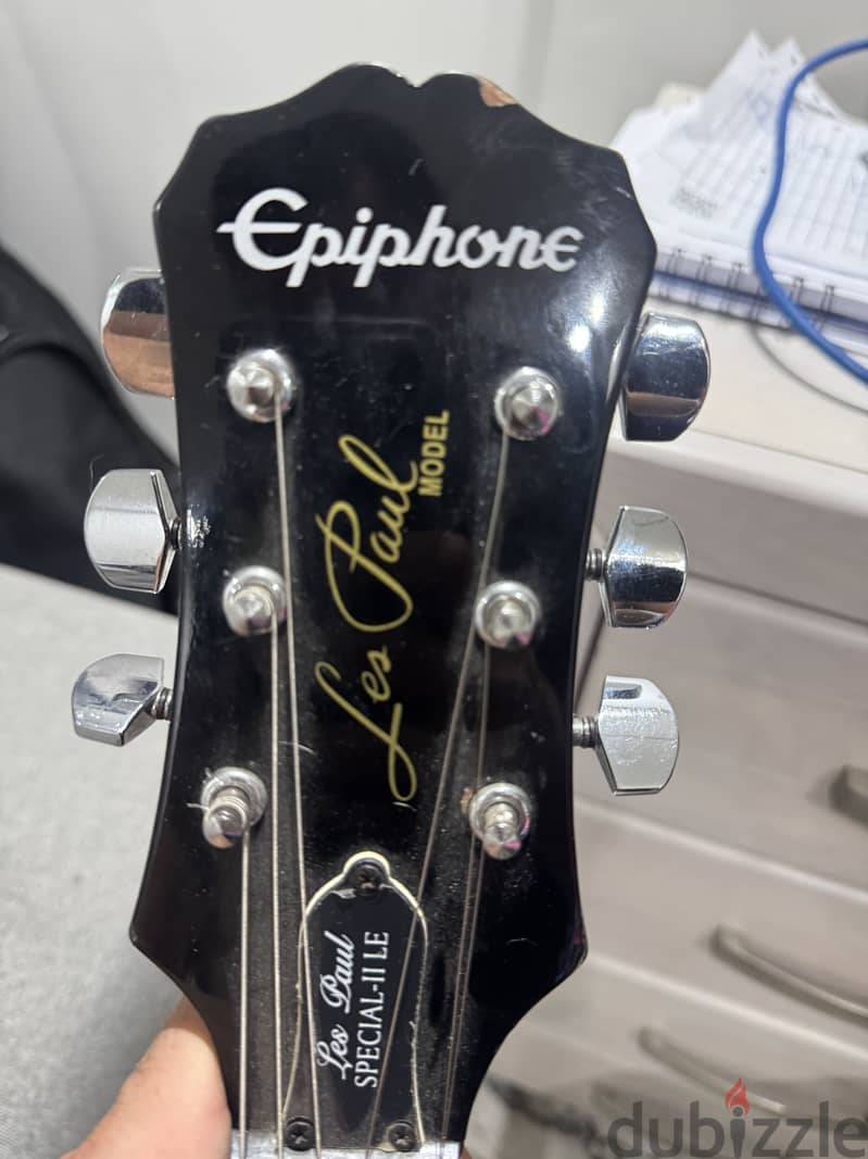 Epiphone guitar lespaul shape 1